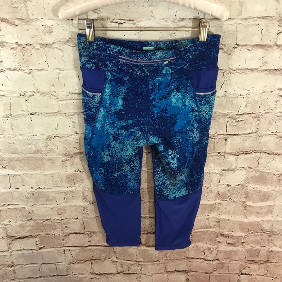 Athleta Splatter Be Free Knicker Capri Leggings - Picture 4 of 7